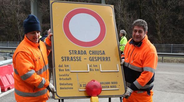 Straße zwischen Autobahnausfahrt Bozen Nord und Blumau bis 23.09.15 gesperrt